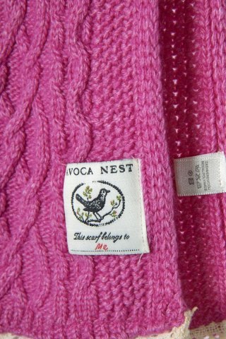 AVOCA mięciutki szalik wełna kaszmirska kolor magenta piękny splot