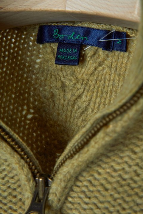 BODEN zjawiskowy sweter mięciutka wełna kolor jasnej oliwki piękny splot S