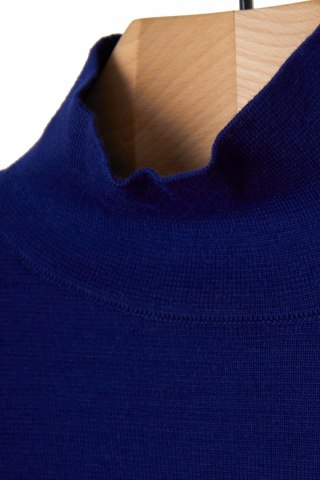 MAERZ MUENCHEN niebanalny sweter mięciutka wełna kobaltowy kolor 42