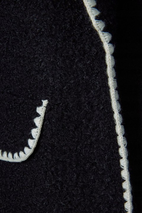 Nietuzinkowa włoska marynarka ciekawa faktura baranka klasyczna czerń M/L