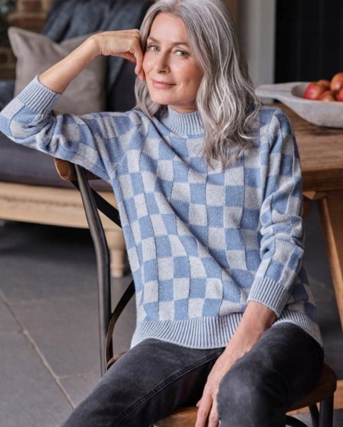 WOOLOVERS niespotykany sweter w kratkę błękitny kolor S