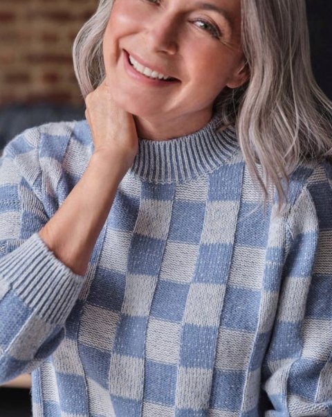 WOOLOVERS niespotykany sweter w kratkę błękitny kolor S