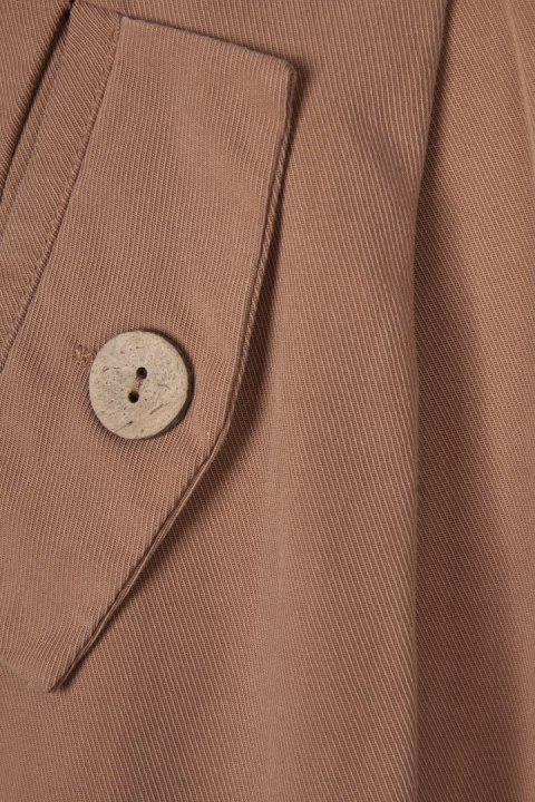 MANOR mięciutkie spodenki szorty lyocell camelowy kolor 38