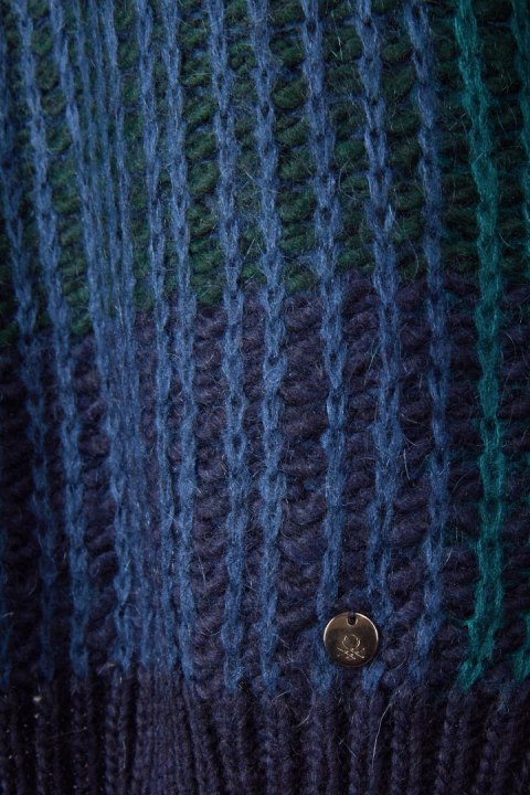 BENETTON - wyszukany sweter cudny kolor - XS/S