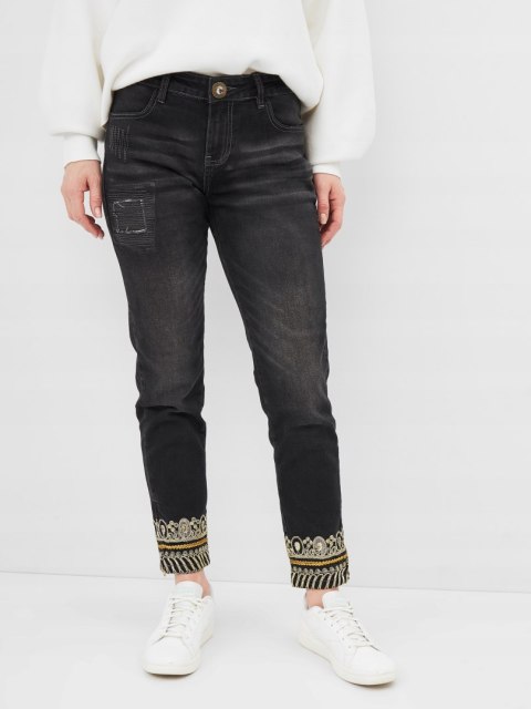 DESIGUAL - śliczne spodnie jeans haftowane - 32
