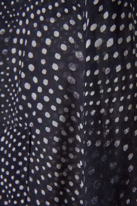 NILE delikatna bluzka koszulowa motyw groszków L