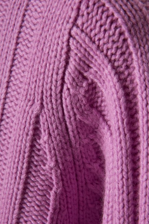 Niebanalny sweter wełna piękny fiołkowy kolor M