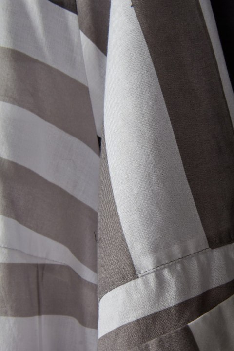 CHALOU - fenomenalna bluzka z kołnierzykiem monochromatyczna - 54