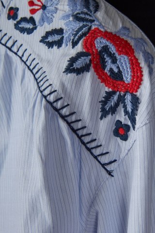 H&M -zjawiskowa bluzka modne kwiaty haft -XS/S