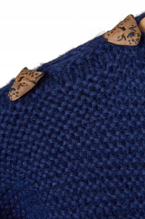 Mięsisty sweter bezszwowy wełna made by farmor gliniane guziki S