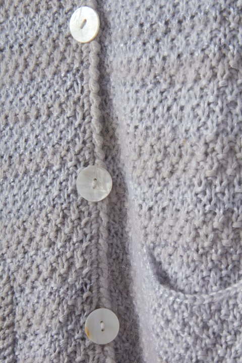 Niespotykanie mięciutki puszysty sweter angora - M/L