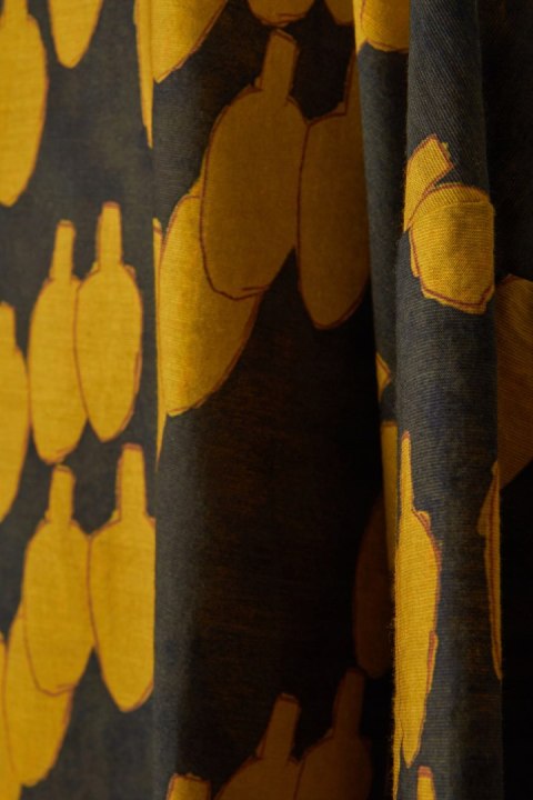 BELLA BLUE - niebanalna bluzka chłodny tencel luźny krój - 42/44