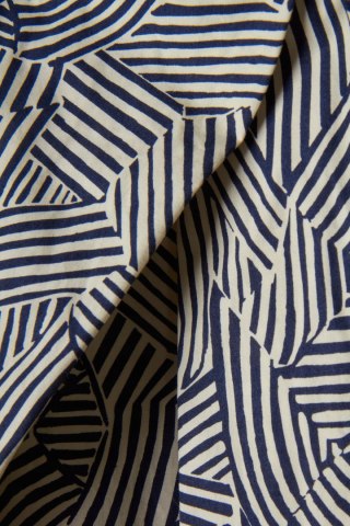 BRUUNS BAZAAR nietuzinkowa spódnica geometryczne wzory 40