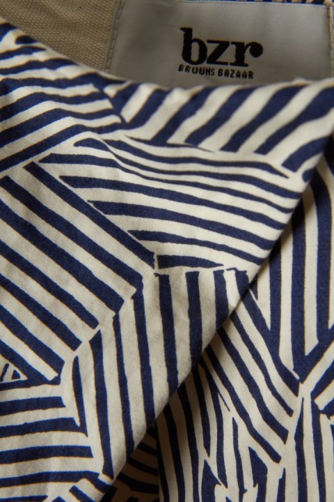 BRUUNS BAZAAR nietuzinkowa spódnica geometryczne wzory 40