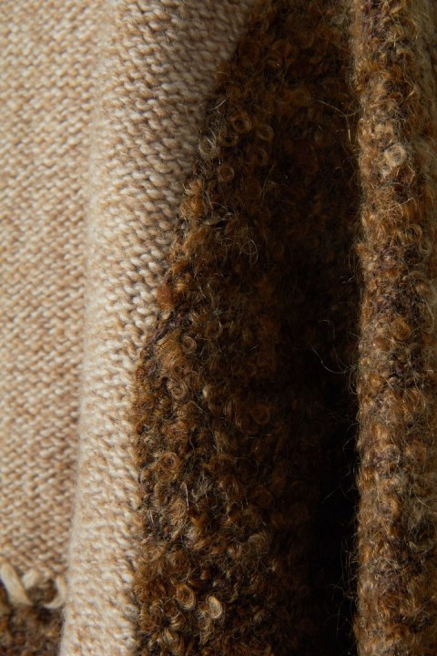 C&A wyszukany sweter z wełną ciekawa faktura XL