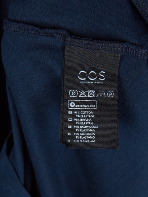 COS - bawełniana sukienka z kieszeniami ciemny granat - XS/S