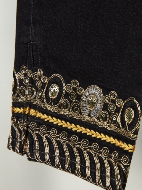 DESIGUAL - śliczne spodnie jeans haftowane - 32