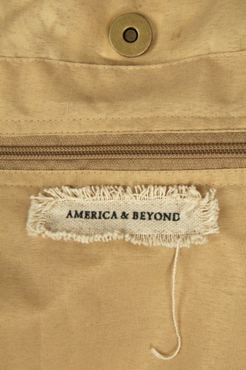 AMERICA&BEYOND tkana torba jutowa makrama koralikowy napis BEACH PLEASE