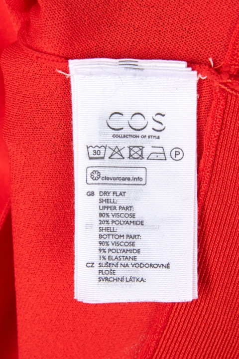 COS - niebanalna bluzka z falbanką piękna soczysta czerwień S