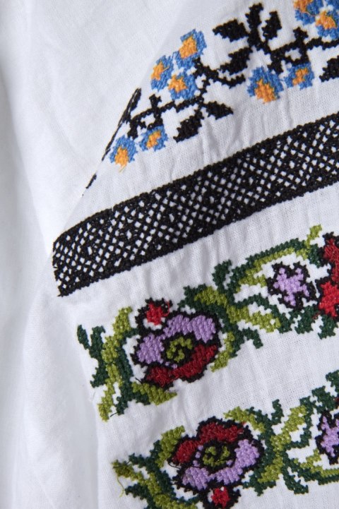 RODY'S FOREVER wyjątkowa bluzka koszulowa bawełna haft krzyżykowy L/XL
